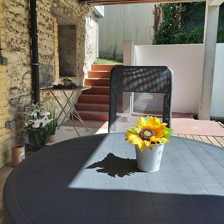 Appartement Meublé avec cour à Sotteville-lès-Rouen Extérieur photo